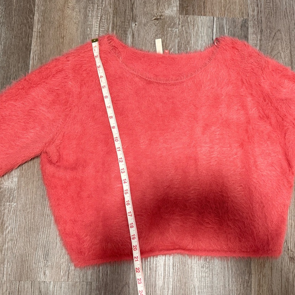 Pilcro Cropped Eyelash Sweater – Coral Pink – Size L - Picture 6 of 7